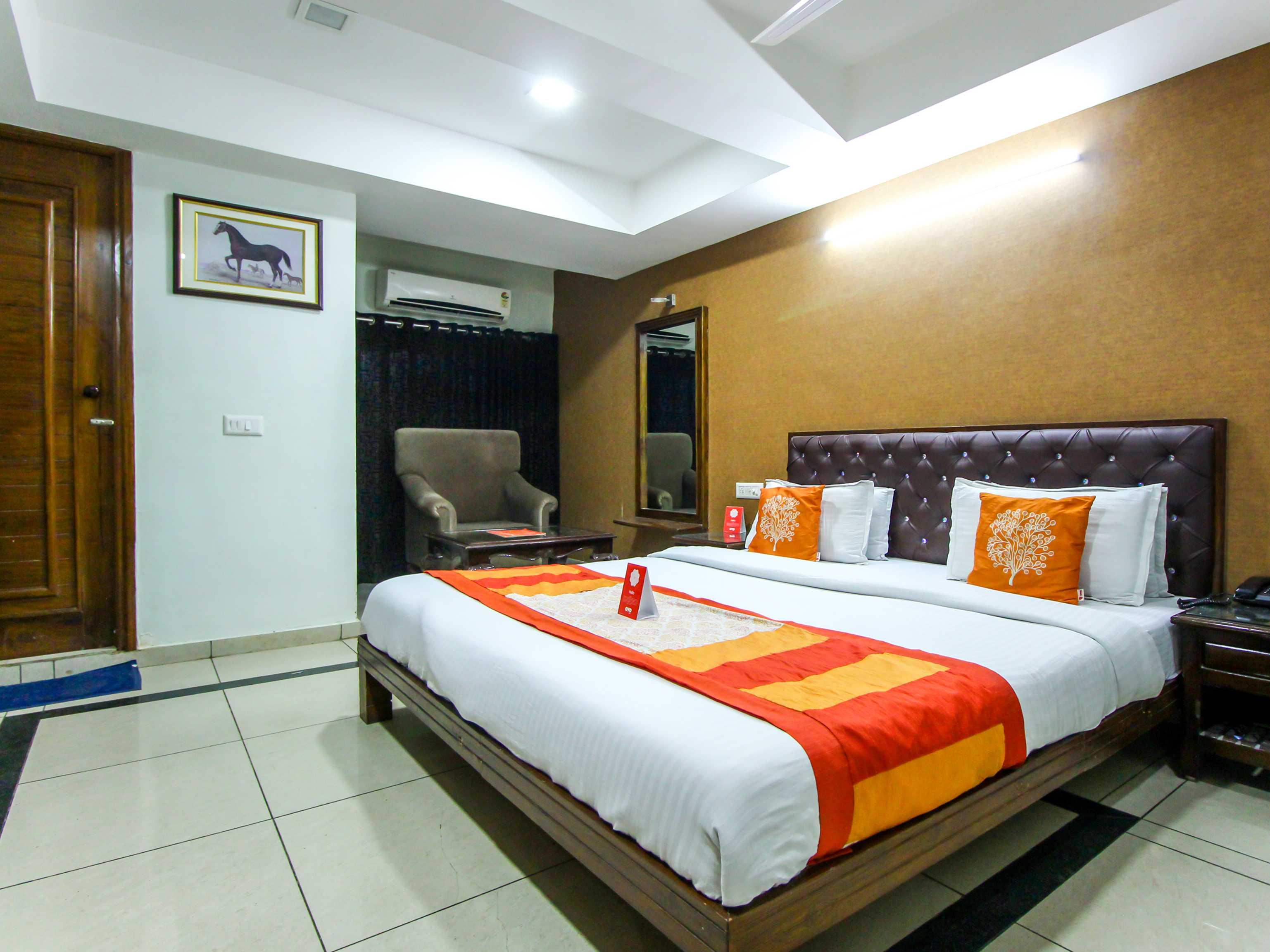 Hotel Seven Ahmedabad Extérieur photo