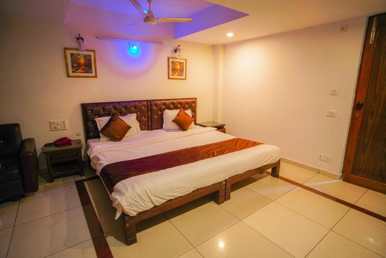 Hotel Seven Ahmedabad Extérieur photo